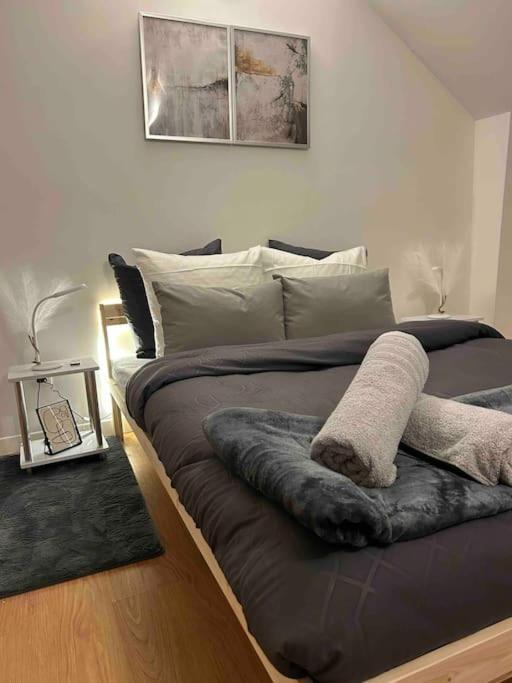 Duplex Minimaliste - 30 Min De Paris Saint-Ouen-l'Aumone